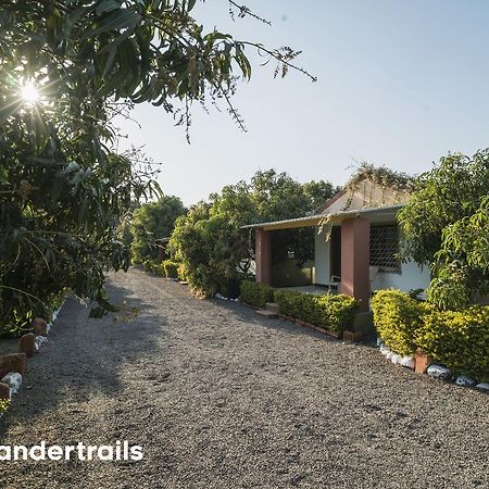 Lookout Villa - A Wandertrails Stay Sasan Gir Ngoại thất bức ảnh