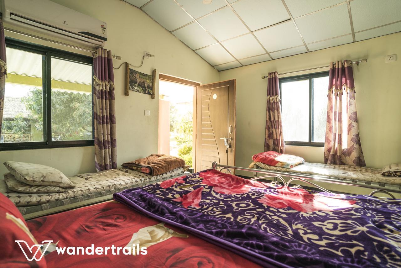 Lookout Villa - A Wandertrails Stay Sasan Gir Ngoại thất bức ảnh