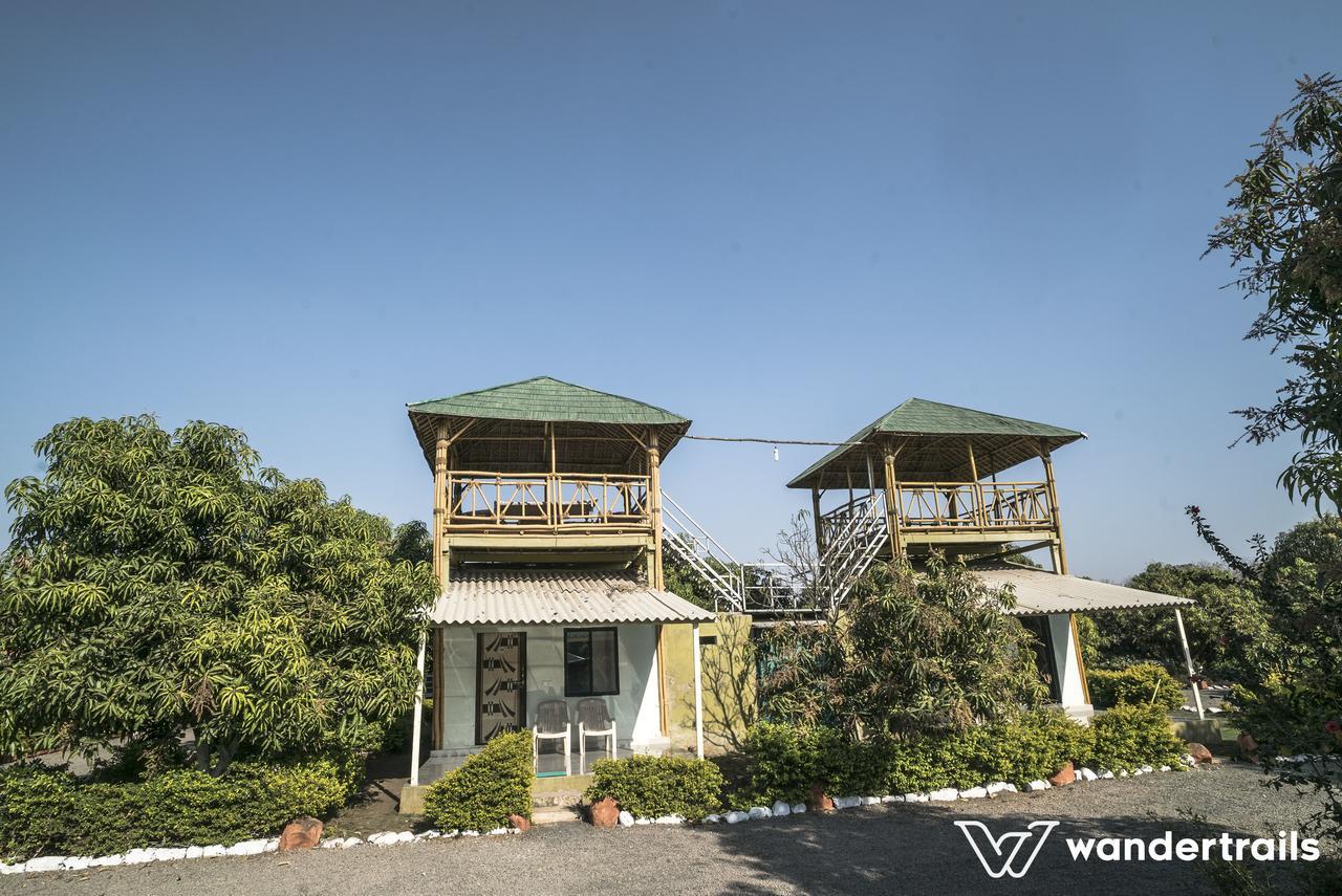 Lookout Villa - A Wandertrails Stay Sasan Gir Ngoại thất bức ảnh